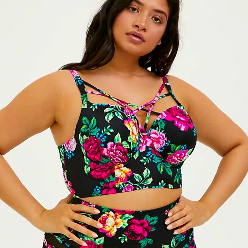 Black Floral Lattice Underwire Bikini Top